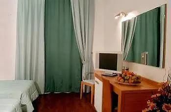 Hotel Tiziano Trapani 4*,