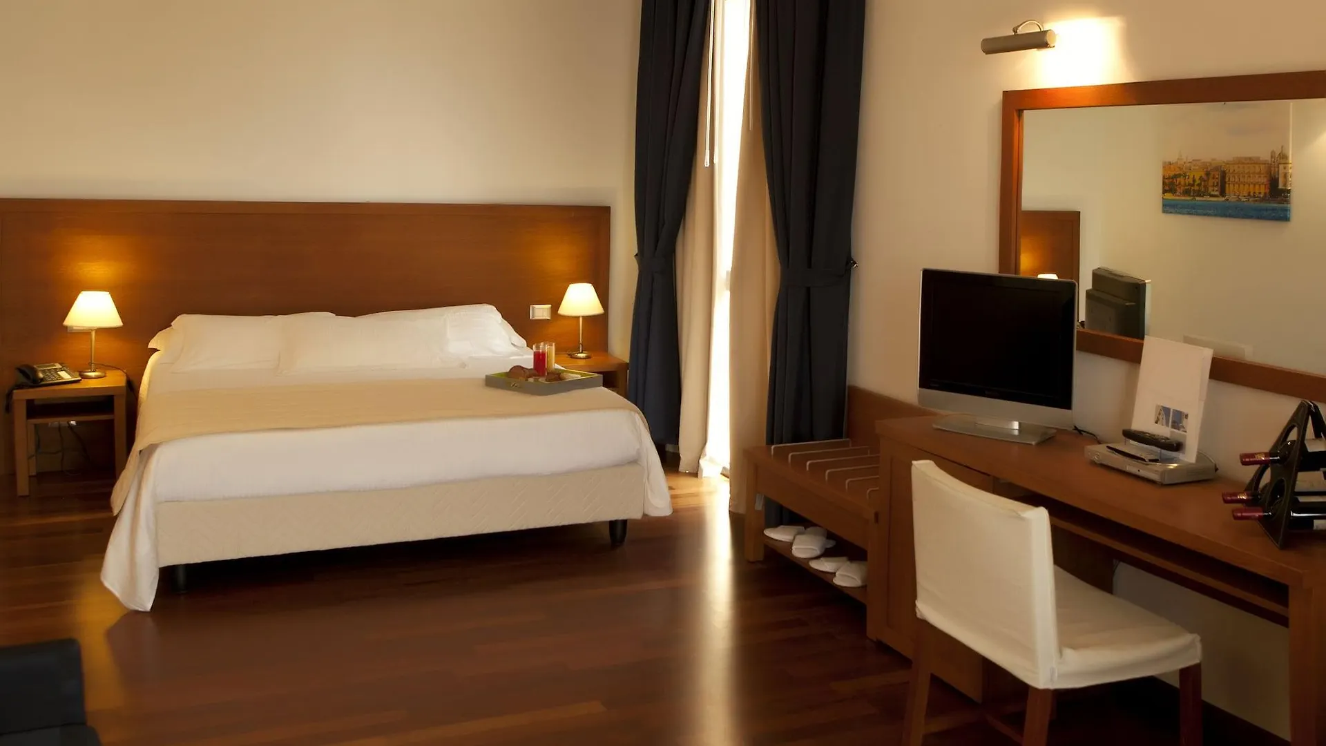 Hotel Tiziano Trapani 4*,